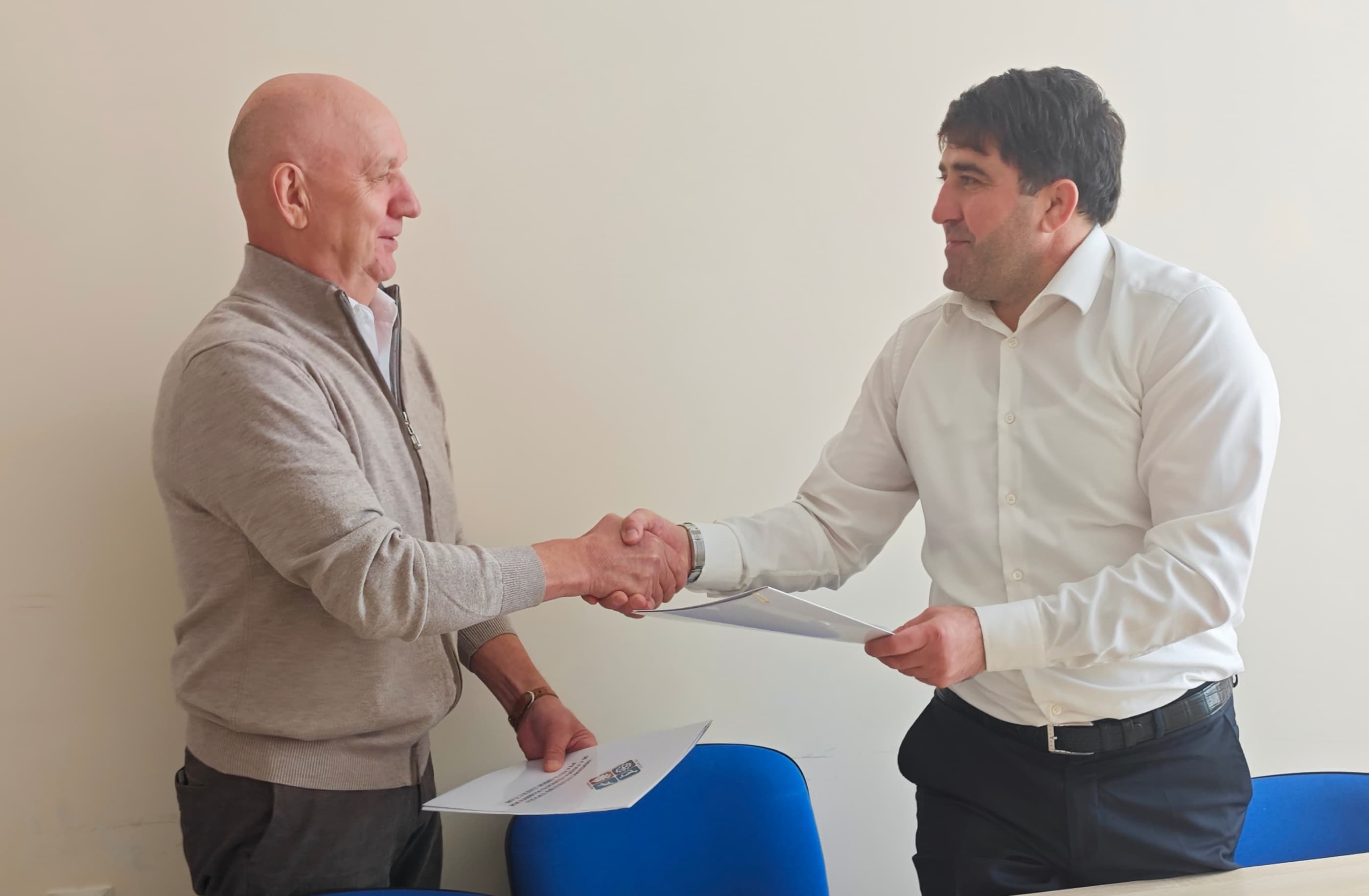 В рамках реализации межрегионального сотрудничества между Республикой Дагестан и Красноярским краем на площадке Энергетического колледжа в Каспийске состоялась ярмарка вакансий